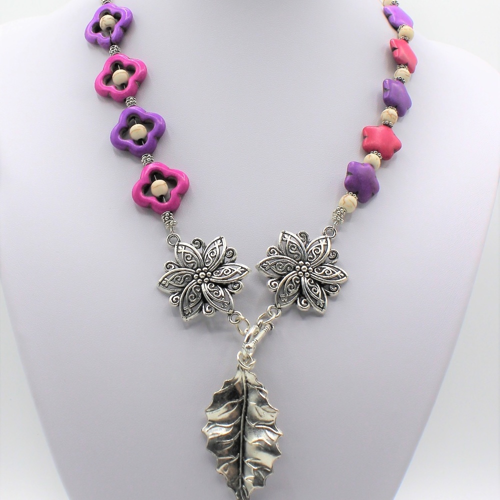 Colorful turquoise flower Y necklace